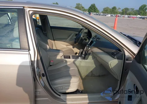 2007 Toyota Camry Hybrid z USA, uszkodzony, nr VIN 4T1BB46K77U010378